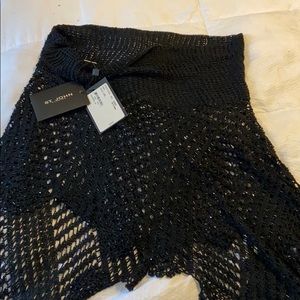 St. John over the neck dress top